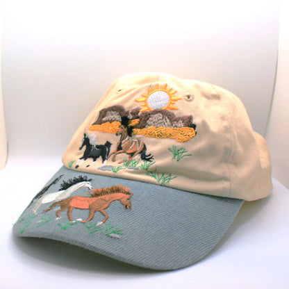 EMBOROIDED HORSES CAP - BEIGE/GREY - ADJUSTABLE