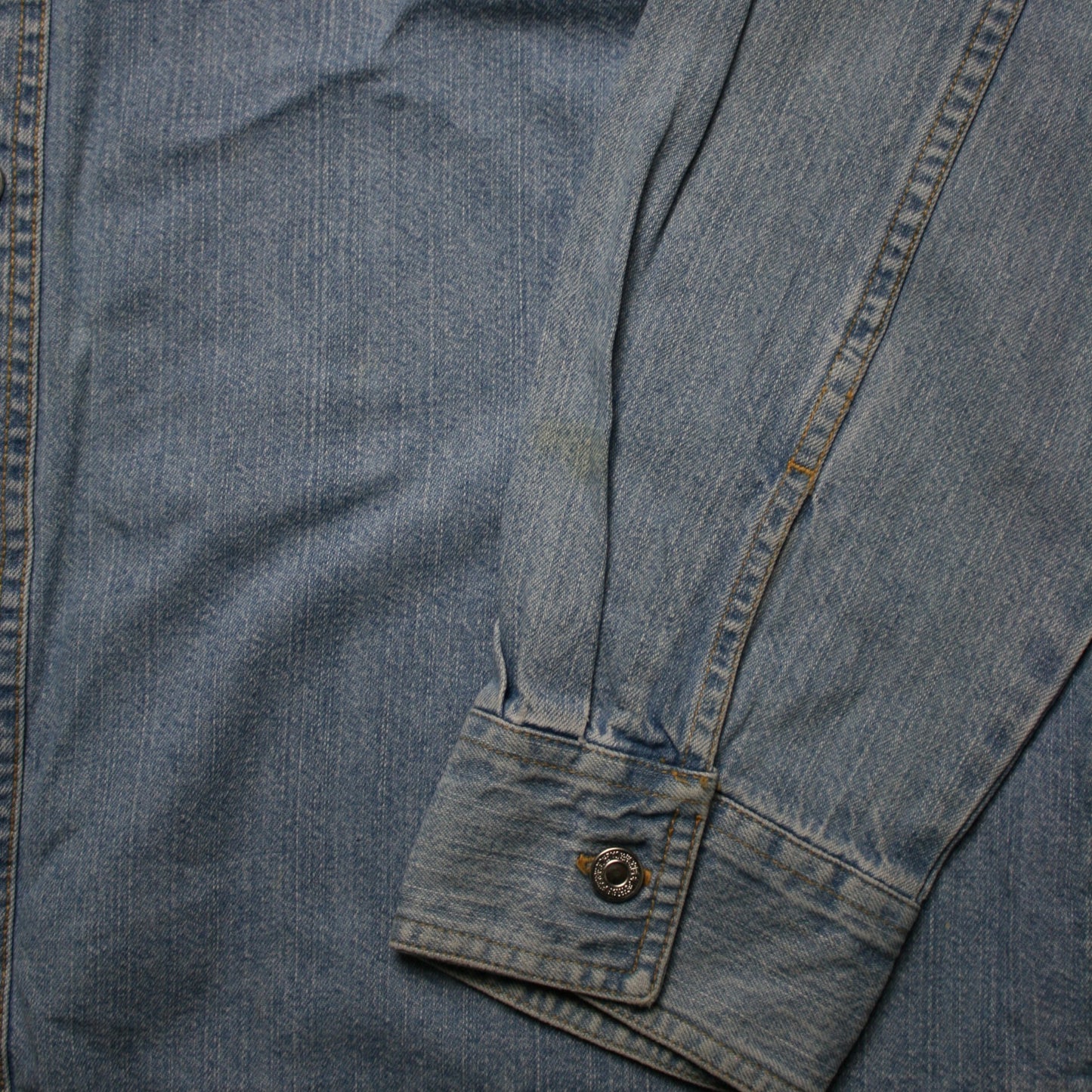 LEVI'S DENIM LONG SLEEVE SHIRT - BLUE - L